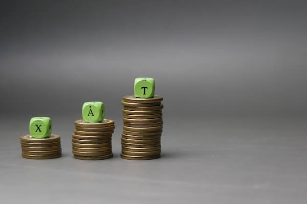 stacks of quarters preparing for the upcoming tax season